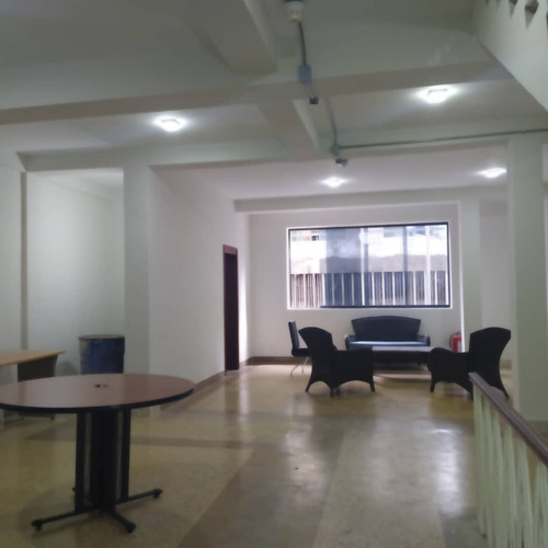 Imagen 6 de 10 de Edificio Comercial Con Fondo De Comercio En Venta, La Candelaria.