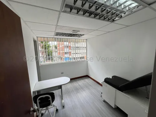 Local En Venta - Mls #25-1231