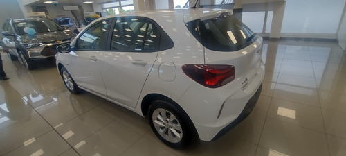 Imagen 9 de 23 de Chevrolet Onix Lt Tech 5p Ph