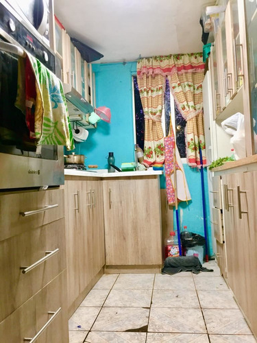 Departamento En Venta De 2 Dorm. En San Bernardo