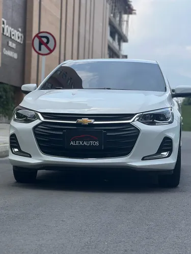 Chevrolet Onix 1.0T Premier Hatch At