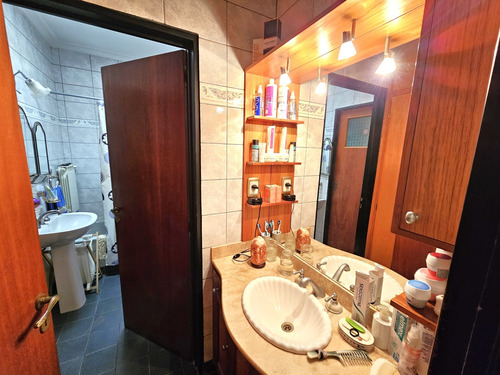 Venta Casa 2 Dormitorios Villa Floresta Con Cochera