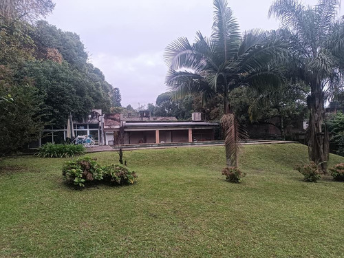 Casa En Venta En El Corte