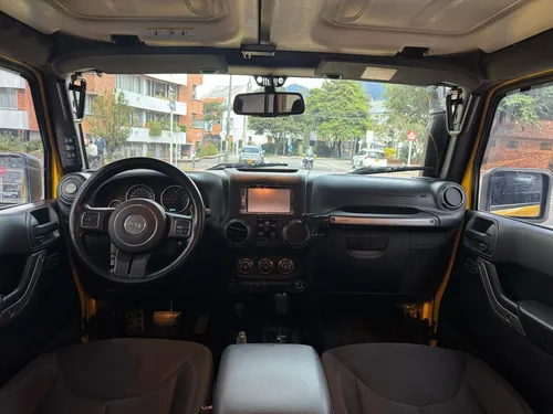 Jeep Wrangler UNLIMITED 3.6 A/T 4X4 2015