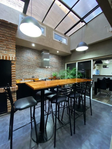 Imagen 2 de 14 de Casa Ph En Venta En Remedios De Escalada Oeste