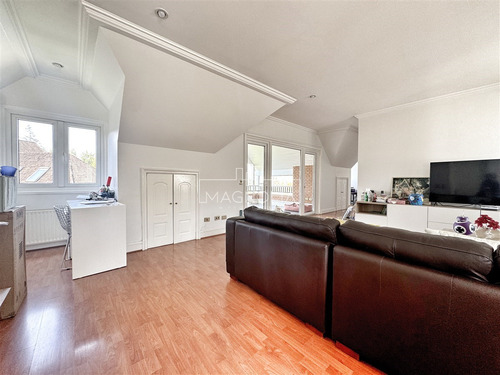 Casa En Arriendo De 6 Dorm. En Lo Barnechea