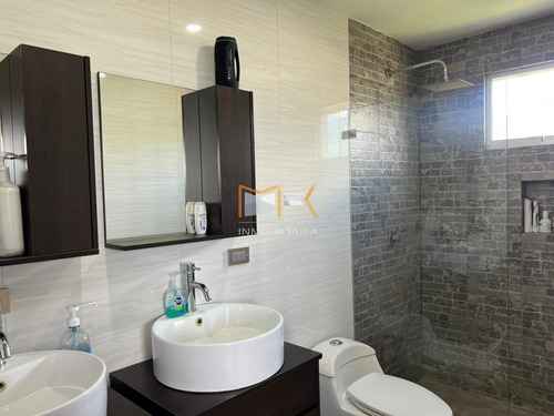 Imagen 14 de 21 de Pent House En Venta De Tres Niveles Con Terraza Hermosa Vista 04144588440