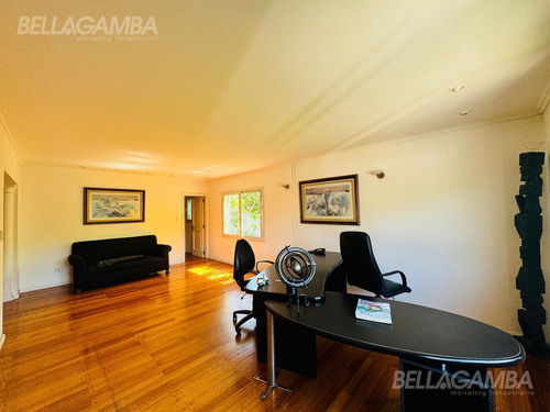 Casa Venta Martinez 7 Ambientes Jardin Piscina