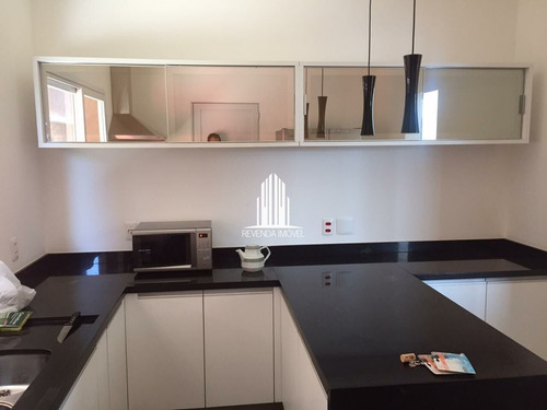 Imagem 12 de 15 de Casa / 3 Quartos E 6 Banheiros / Piscina/ Closet/ Deck/ Sala Jantar - Al532