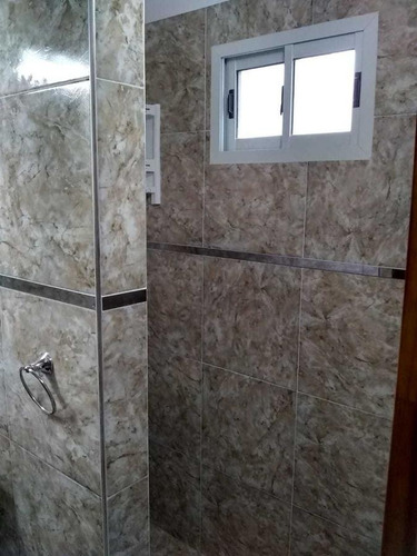 Casa En Venta - 4 Dormitorios 4 Baños - 555mts2 - Costa Del Este