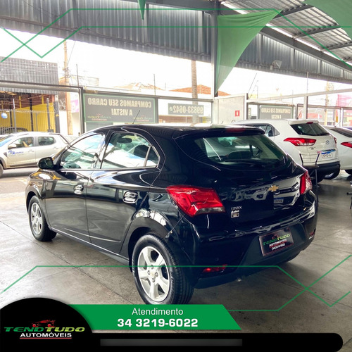 Chevrolet Onix 1.4 MPFI LT 8V FLEX 4P MANUAL