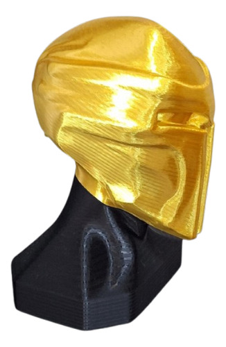 Golden Helmet Tibia 3d