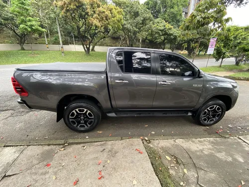 Toyota Hilux 2.8 Srx Diesel At 4x4 Blindaje 2+ 2021