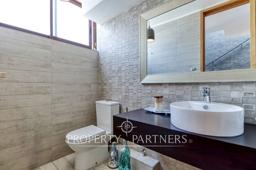 Espectacular Penthouse Con Inmejorable Vista En Ja...