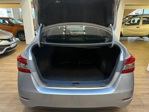 Nissan Sentra 1.8 Advance Pure Drive