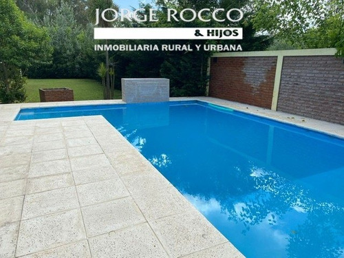 Imagen 2 de 14 de Casa Quinta En Barrio El Rodeo - Gomez - Brandsen
