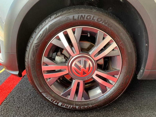 Volkswagen Up! Cross 1.0 Tsi Total Flex Mec. 4p