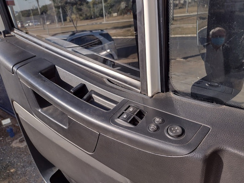Imagem 14 de 14 de Iveco Stralis Hi- Way 6x4