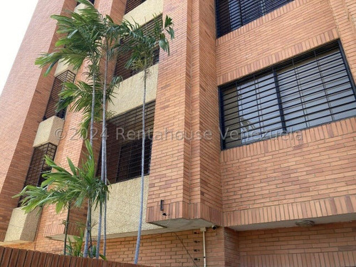 Mls Janice Adarmes #24-16103 En Venta Apartamento En Zapara Maracaibo