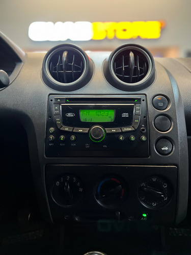 Ford Fiesta 1.6 Ambien. Plus