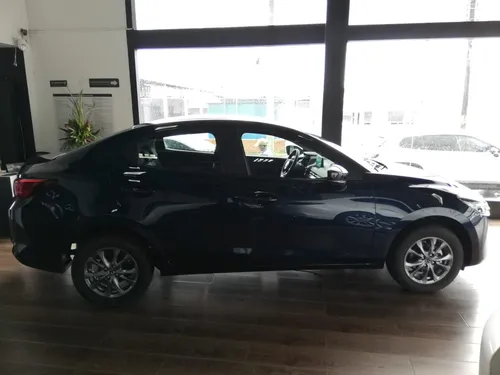 Mazda 2 Touring At Sedan/yr