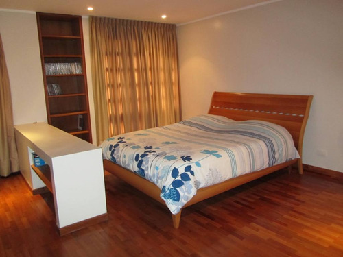 Imagen 13 de 29 de Se Vende Casa 529m2 5h/6b/3p Urb Miranda 2551