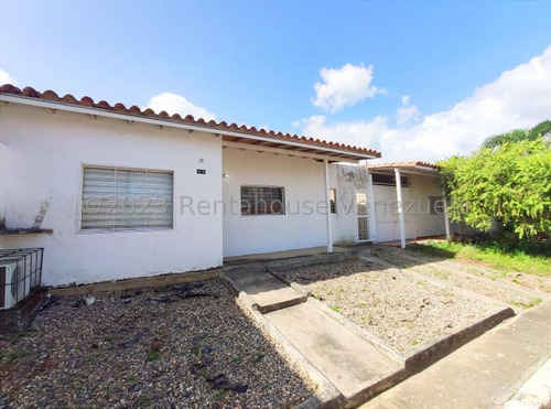   Casa En Venta En Urb Santa Eduwigis Cabudare Precios De Oportunidad R E F  2 - 4 - 4 - 2 - 6 - 5  Mehilyn Perez  