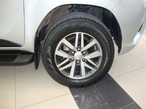 Toyota Hilux Srx 2.8 Tdi Dc 4x4 6mt