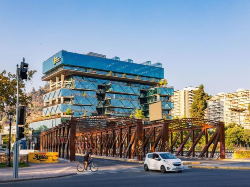 Amplia Y Moderna Of De 85 Mt2 En Arriendo En Providencia