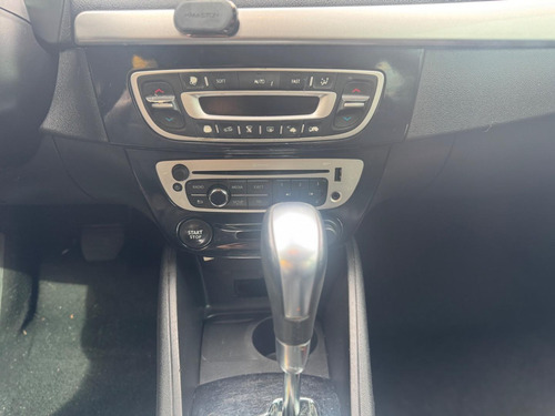 Renault Fluence Dyn20a