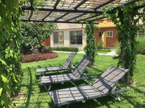 Estrene Casa En Conjunto Horizontal Vigilancia Agradable Con