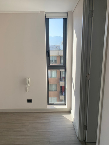 Penthouse Duplex Nuevo 4d, 4b En Sector Llano Subercaseaux