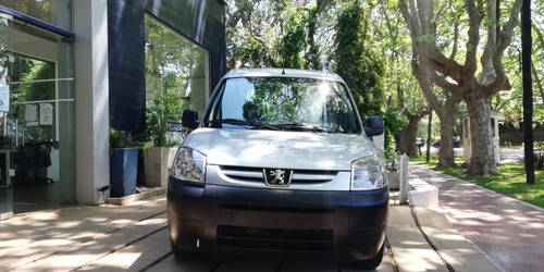 Imagen 6 de 25 de Peugeot Nuevo Partner Confort Hdi Am23.5 Aa