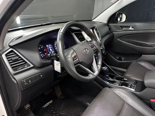 Hyundai Tucson 2.0 4X4 PREMIUM AT L16