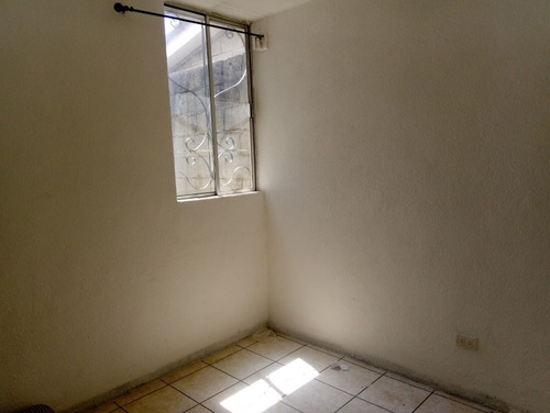 Imagen 4 de 9 de Vendo Casa En Planes De Barcenas, Sector Torrelianas