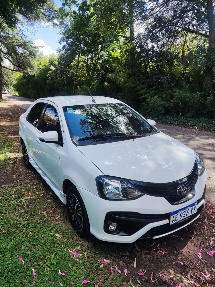 Toyota Etios 1.5 Sedan Xls