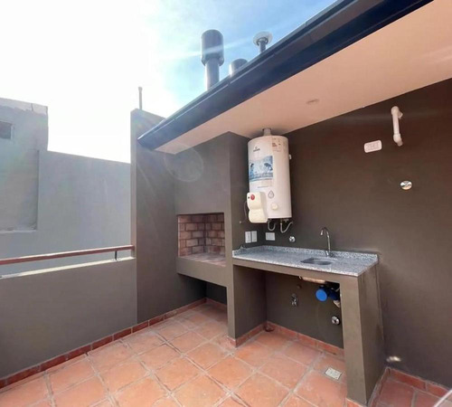 Ph En Triplex Con Terraza Propia En Venta