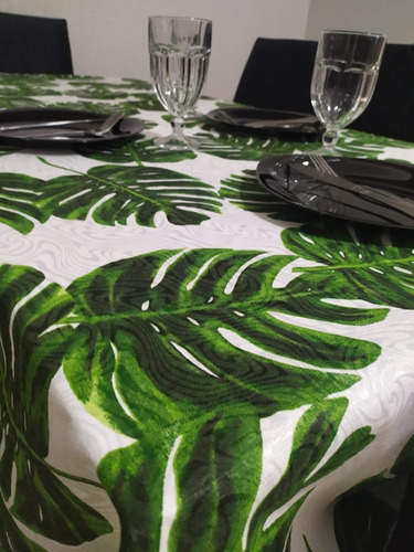 Imagem 3 de 4 de Toalha Para Mesa 4 Lugares Redonda 1,50 Diâmetro Estampas