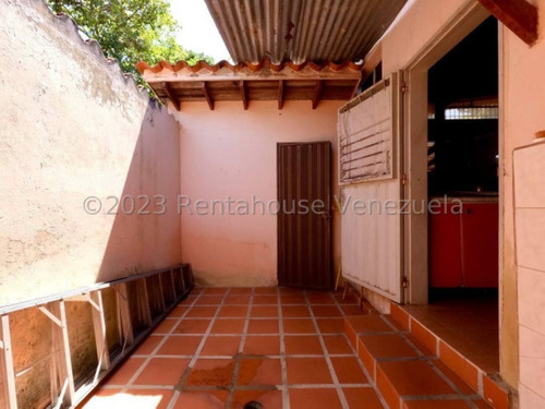 Milagros Inmuebles Casa Venta Barquisimeto Lara El Manzano Economica Residencial Economico Código Inmobiliaria Rent-a-house 24-8294
