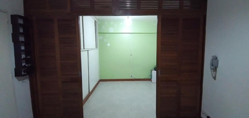 Imagen 5 de 22 de Departamento 1 Ambiente En Excelente Zona De Lanús Este - Bajas Expensas!!!!