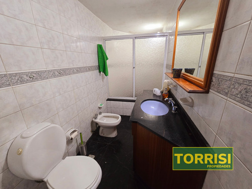 Venta - 5 Amb Ph C/patio Y Cochera/local - Campichuelo 300