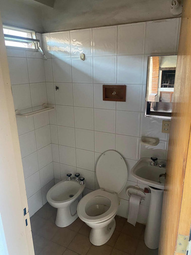 Casa 4 Dor + Quincho - Nueva Cba - Solo Uso Comercial