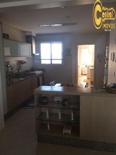 Apartamento Com 4 Dormitório(s) Localizado(a) No Bairro Centro Em Balneário Piçarras / Balneário Piçarras - 217