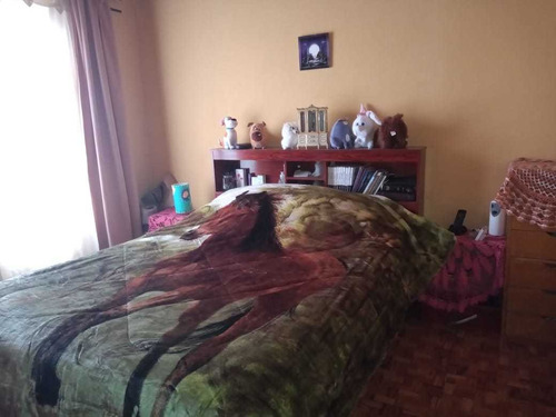 Imagen 11 de 14 de Casa 3 Amb. Pa. C/ Garag.y Dpto 2 Amb.pb.excelente Ubicacion