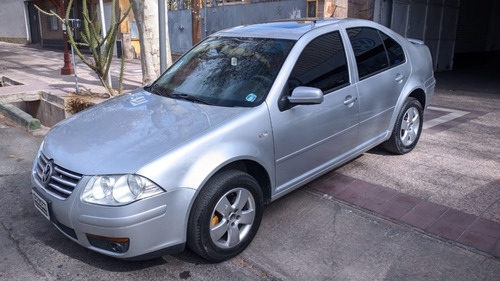 Imagen 2 de 15 de Volkswagen Bora 2010 2.0 Nafta Trendline