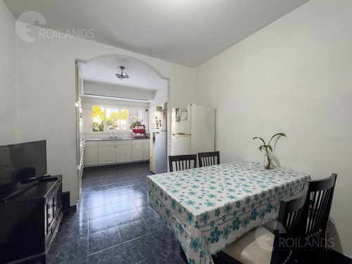Venta Departamento 4 Amb Balcón, Cochera, Dependencia Flores