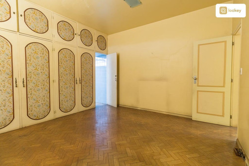 Imagem 13 de 15 de Aluguel De Casa Com 450m² E 6 Quartos - 5042