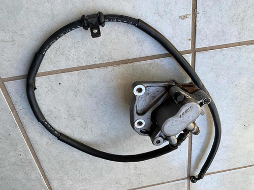 Honda Shadow Spirit 1100cc Caliper Delantero Manguera 98-07