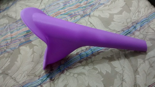Orinal Para Mujer De Silicon Camping Pesca Orinar Parada