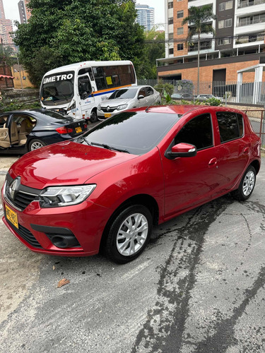 Renault Sandero Sandero